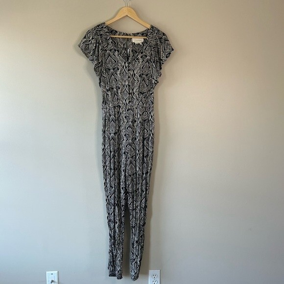 Anthropologie Zadie Black and White Tropical Patterned Satin Jumpsuit Size 2 - Picture 3 of 12